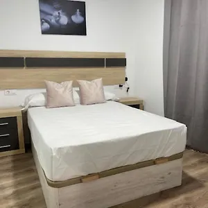 https://apartamento-torres-del-castillo.es-andalucia.com